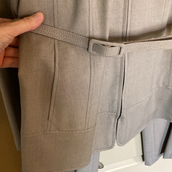 Worth suit- Jacket + Pants - Picture 2 of 8